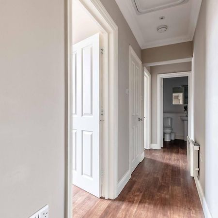 Cosy Central Windsor Apartment & Free Parking! エクステリア 写真
