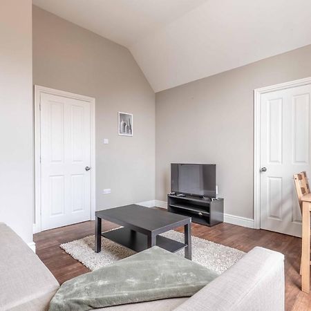 Cosy Central Windsor Apartment & Free Parking! エクステリア 写真