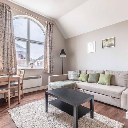Cosy Central Windsor Apartment & Free Parking! エクステリア 写真